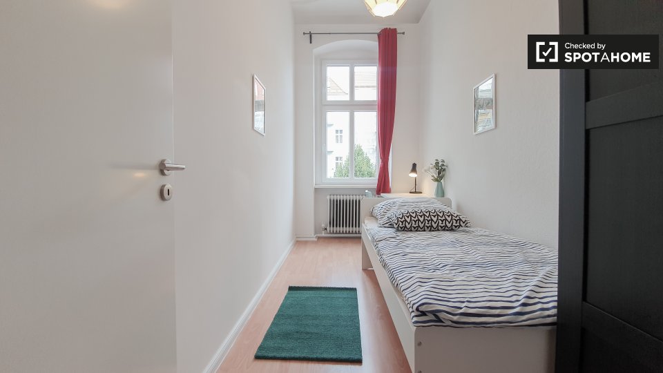 Room, Detmolder Str., Berlin