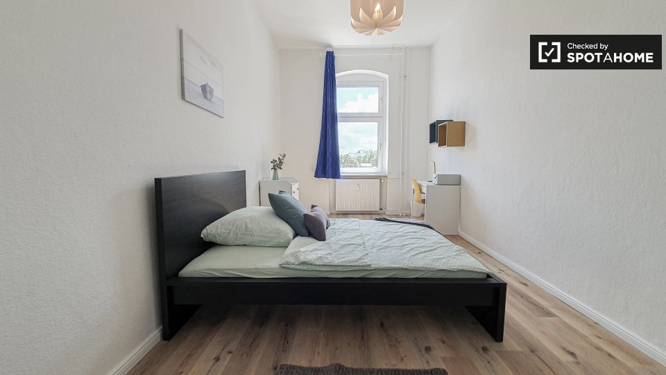Room, Holländerstraße, Berlin