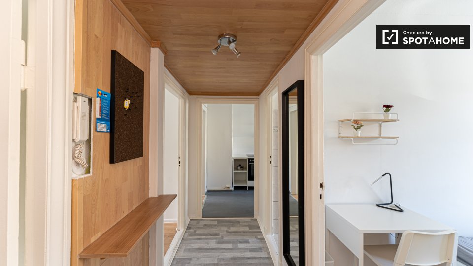 Room, Zinsgutstraße, Berlin
