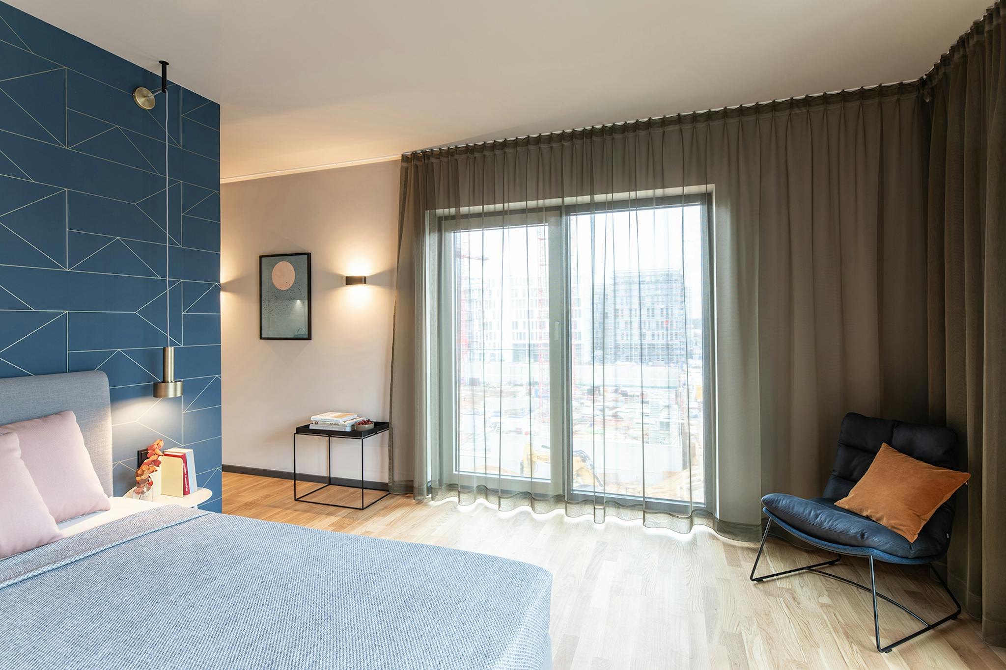 Apartment, Amelia-Mary-Earhart-Straße, Frankfurt