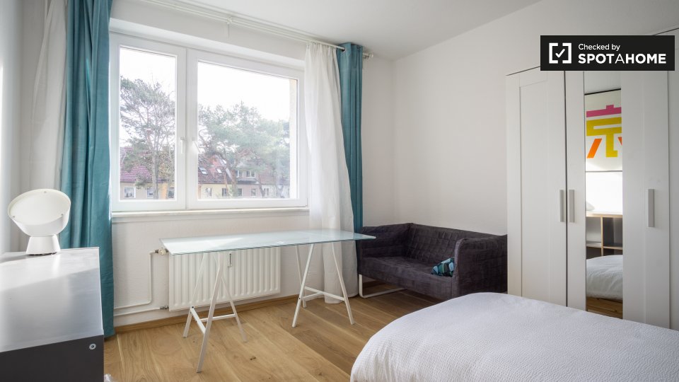 Room, Neltestraße 37, 12489 Berlin, Germany, Berlin