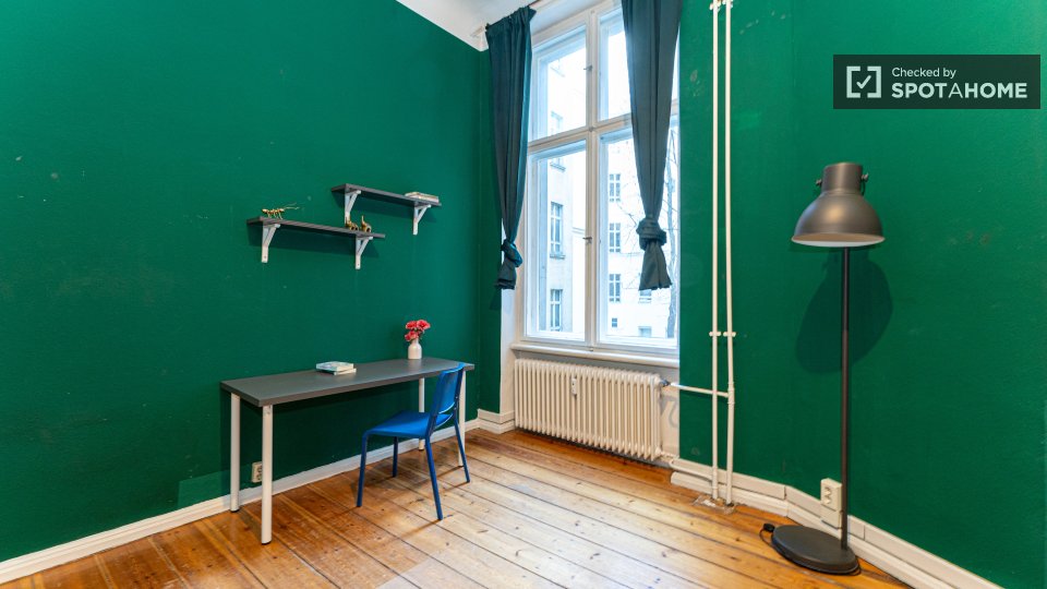 Room, Kantstraße, Berlin