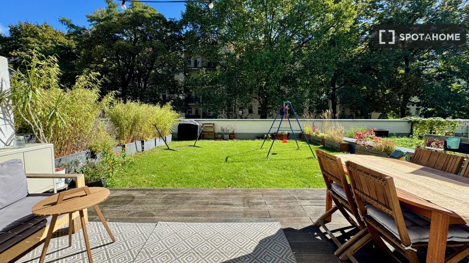 Apartment, Glasbläserallee, Berlin
