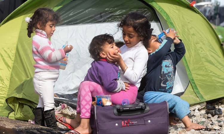 Germany agrees to take in "share" of vulnerable refugee children