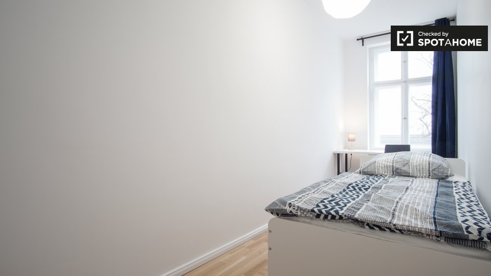 Room, Damerowstraße, 13187 Berlin, Germany, Berlin