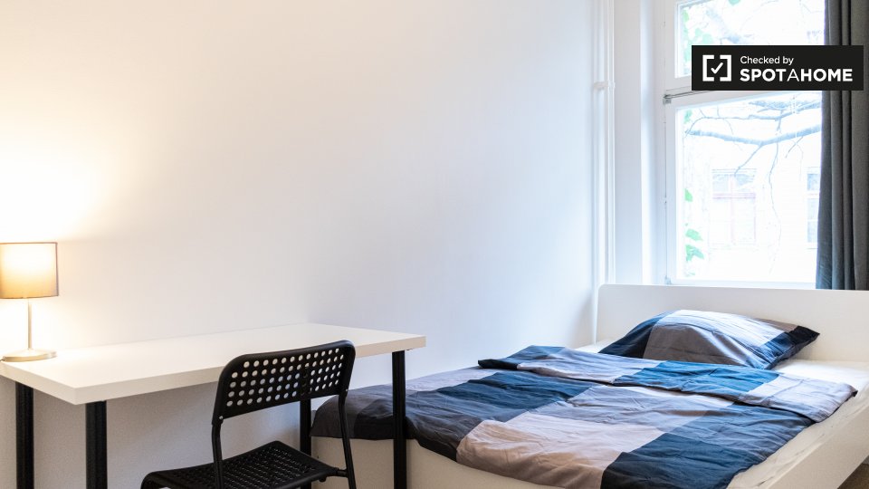 Room, Graefestraße, Berlin