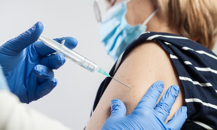 Germany gears up to offer COVID booster shots this autumn