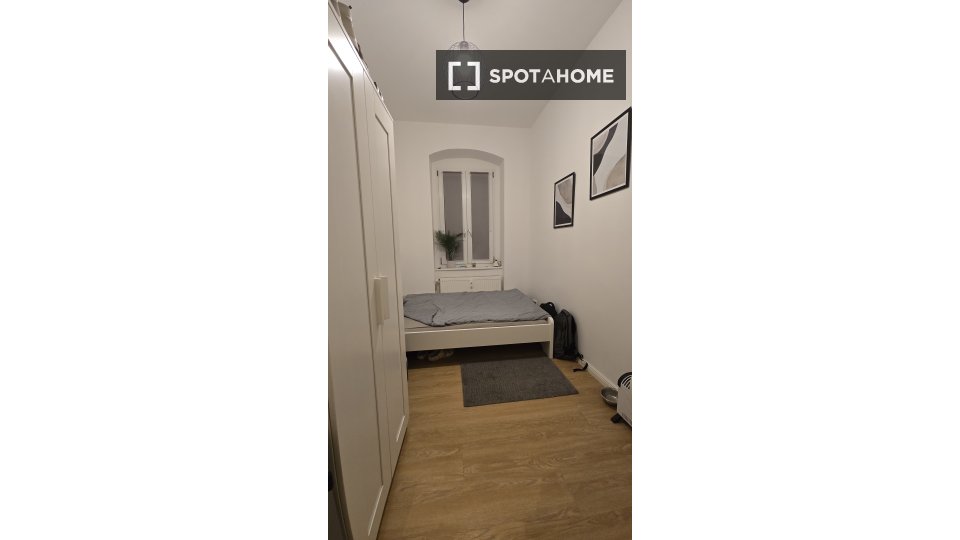 Room, Tabbertstraße, Berlin
