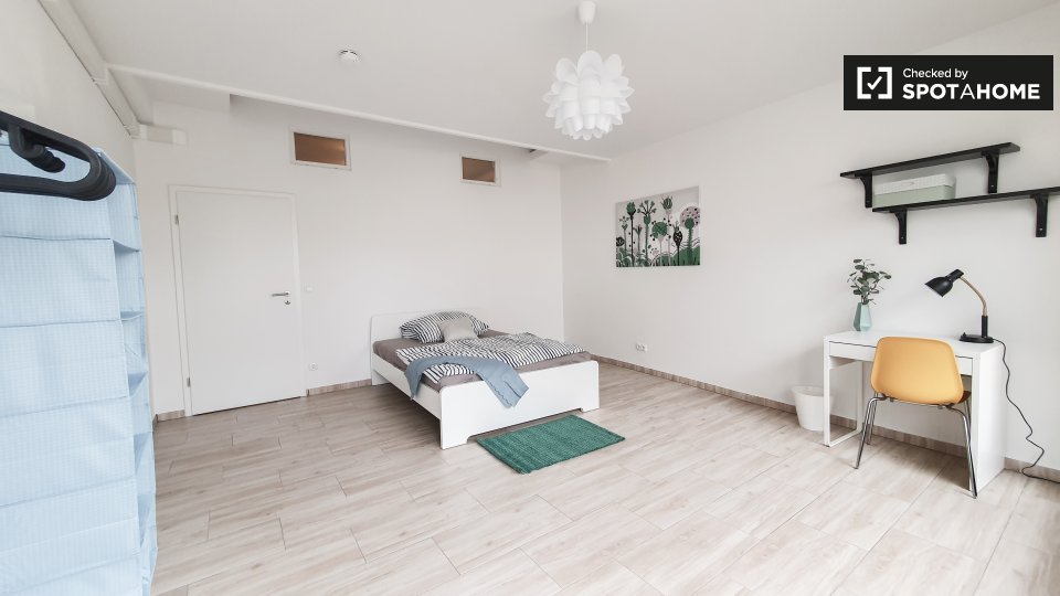 Room, Residenzstraße, Berlin