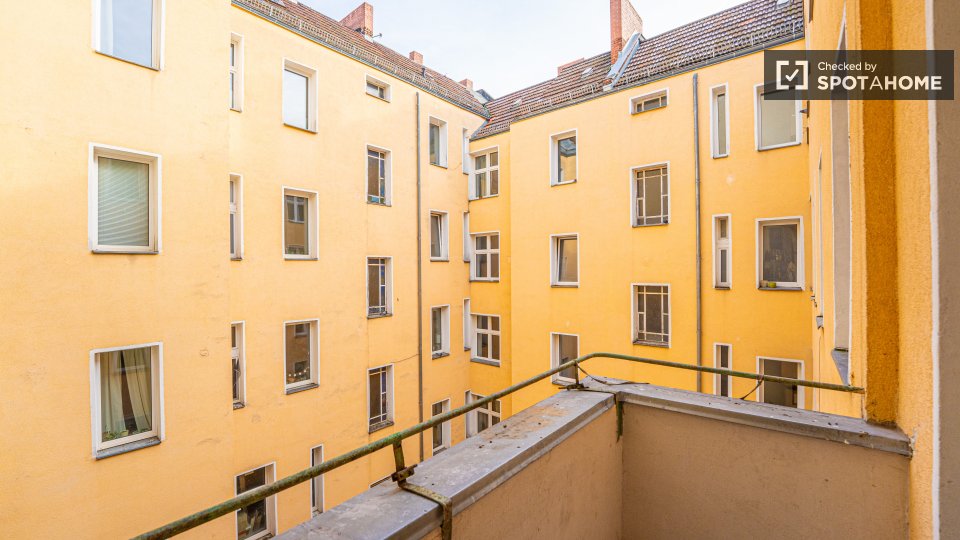 Room, Sonnenallee, Berlin