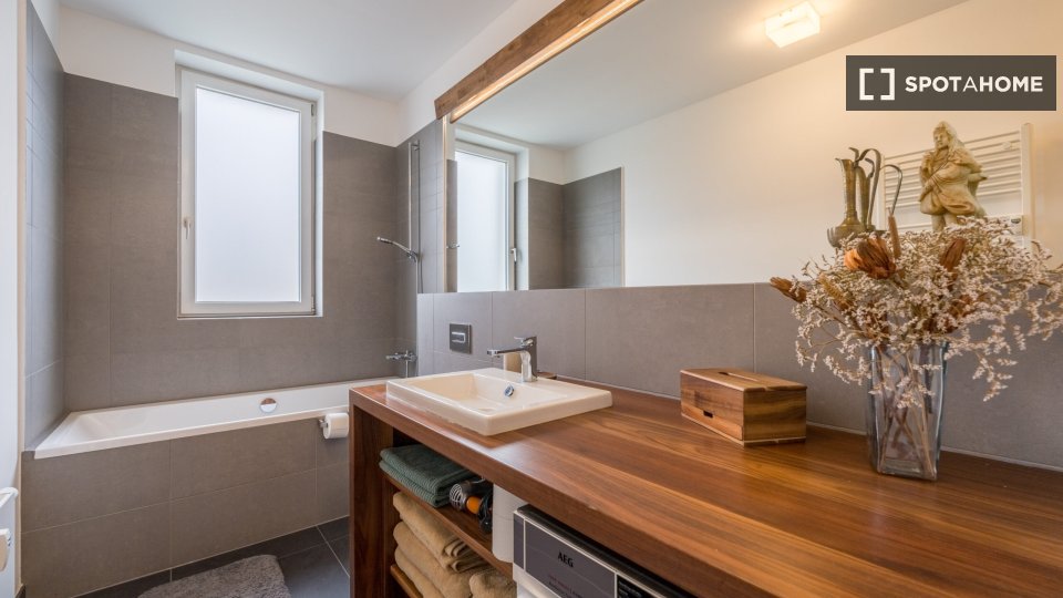 Apartment, Käthe-Niederkirchner-Straße, Berlin