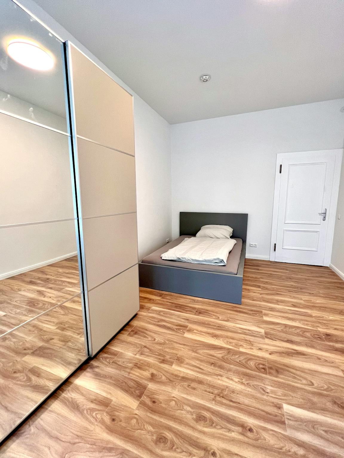 Apartment, Ebertystraße, Berlin