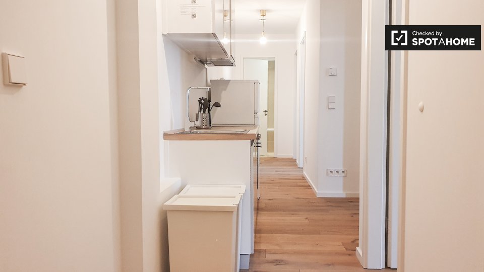 Room, Nazarethkirchstraße, Berlin