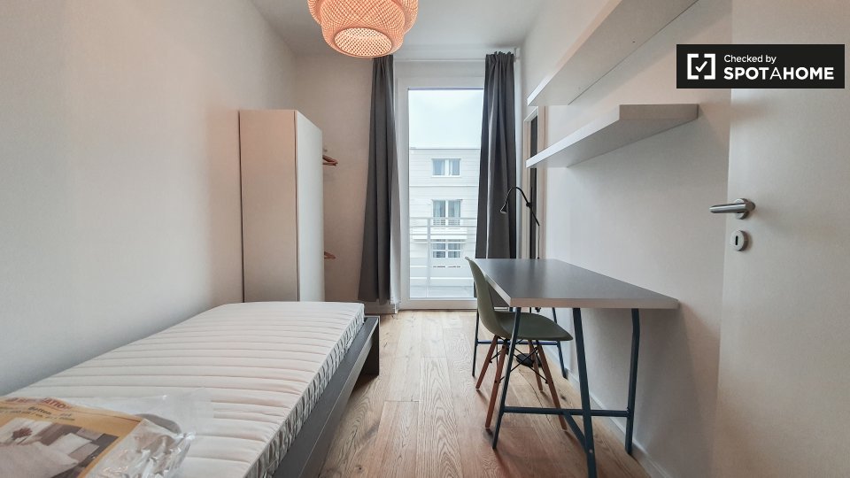 Room, Nazarethkirchstraße, Berlin