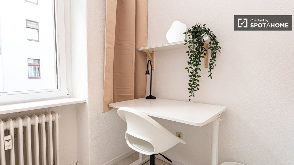 Room, Lutherstraße, Berlin