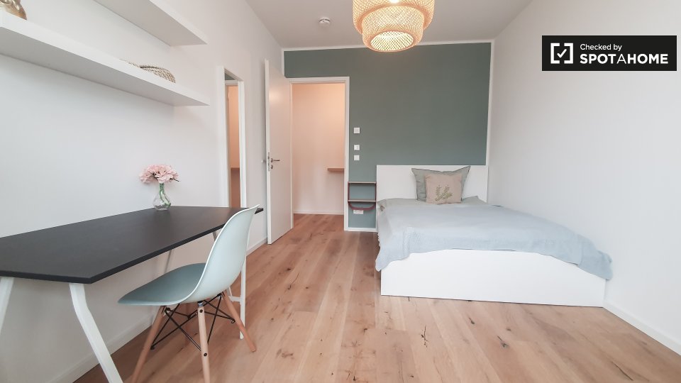 Room, Nazarethkirchstraße, Berlin