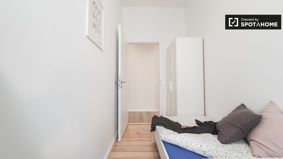 Room, Hoffmannstraße, Berlin