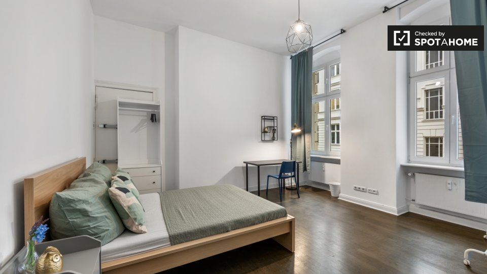 Room, Uhlandstraße, Berlin