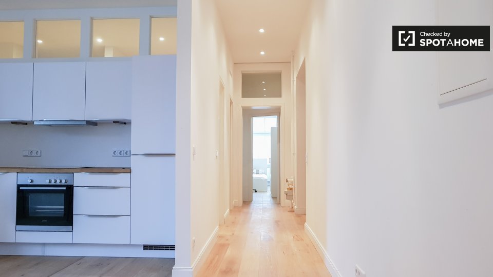 Room, Schulstraße, Berlin