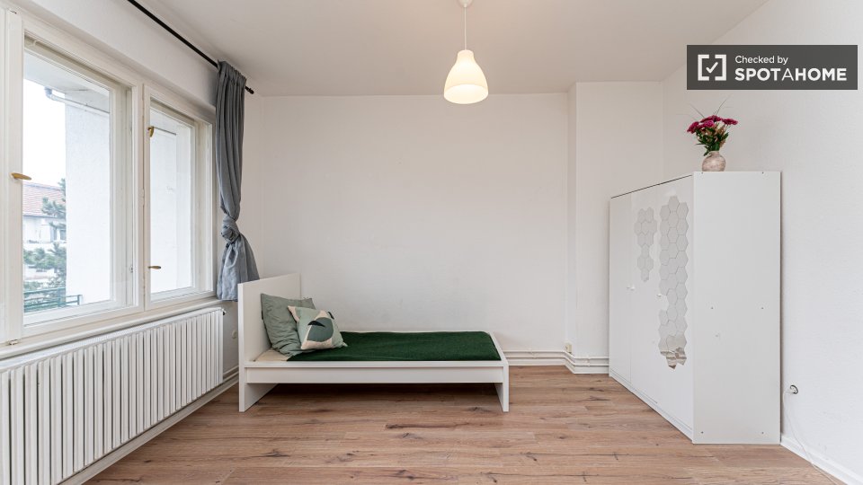 Room, Lauterberger Str., Berlin