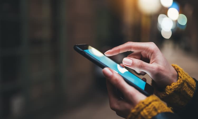 Don’t get locked into a contract: Get a fully flexible plan with Lebara HELLO!
