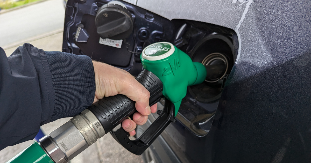 Drivers pay more at the pump as Dutch petrol prices soar