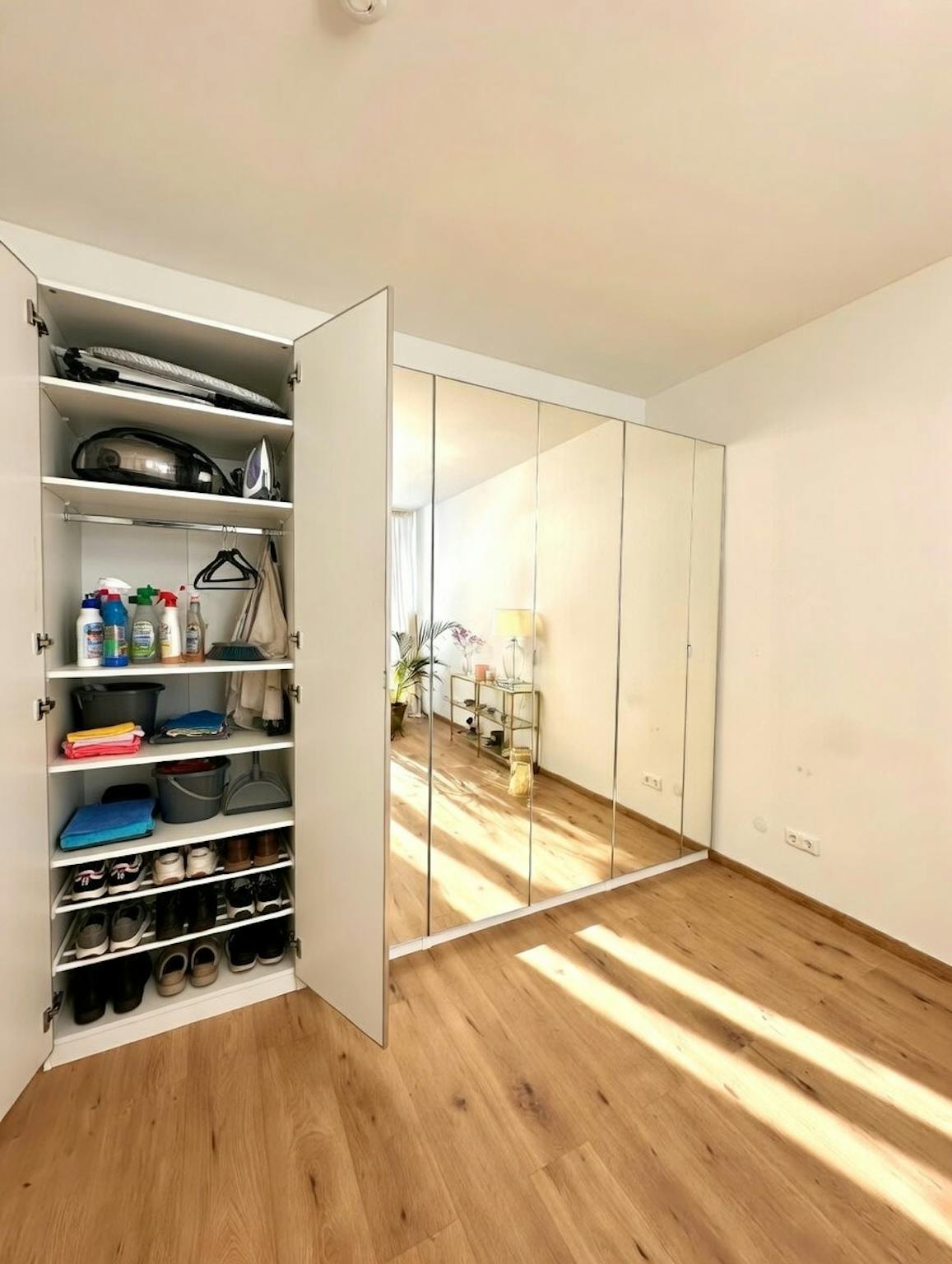 Apartment, Langerstraße, Dusseldorf