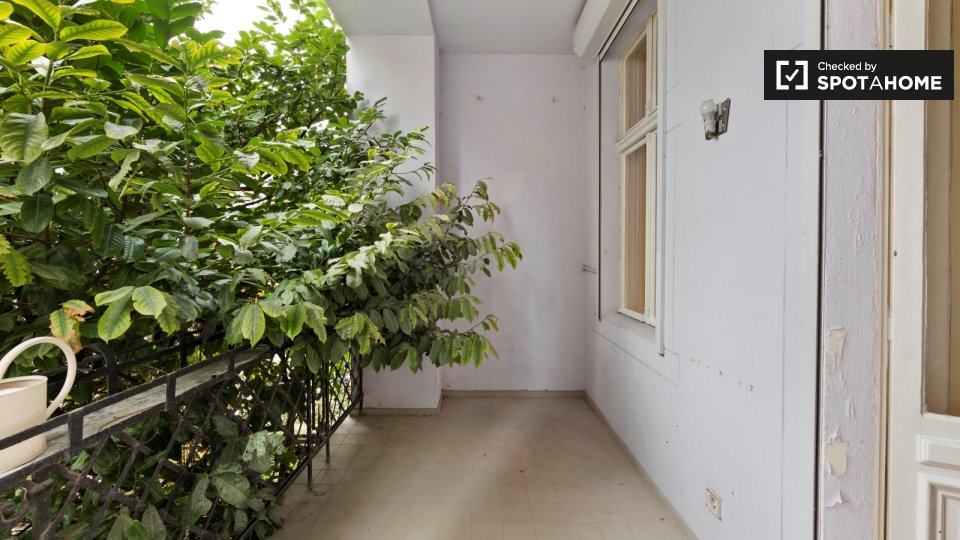 Room, Uhlandstraße, Berlin