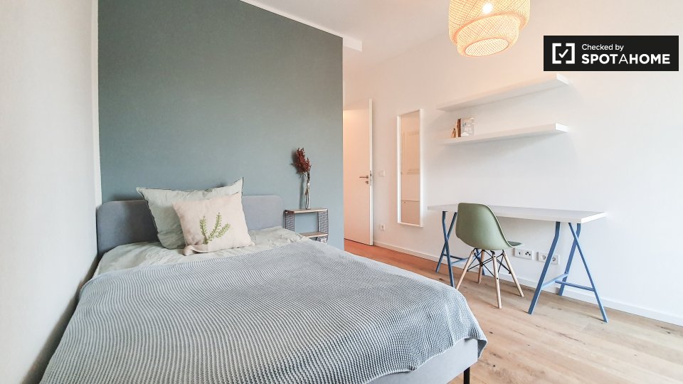 Room, Nazarethkirchstraße, Berlin