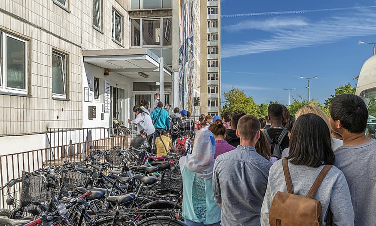 Germany launches plan to modernise immigration laws and ease path to residency