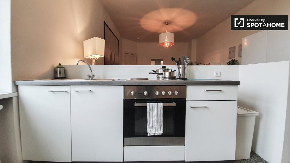 Room, Weimarische Str., Berlin