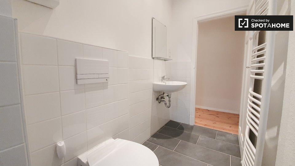 Room, Kottbusser Damm-30, Berlin