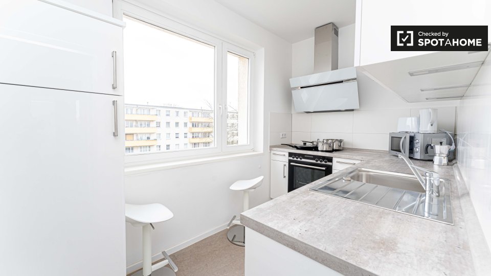 Room, Neltestraße, Berlin