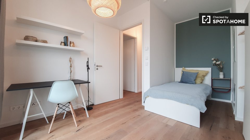 Room, Nazarethkirchstraße, Berlin