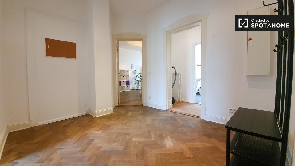 Room, Weimarische Str., Berlin
