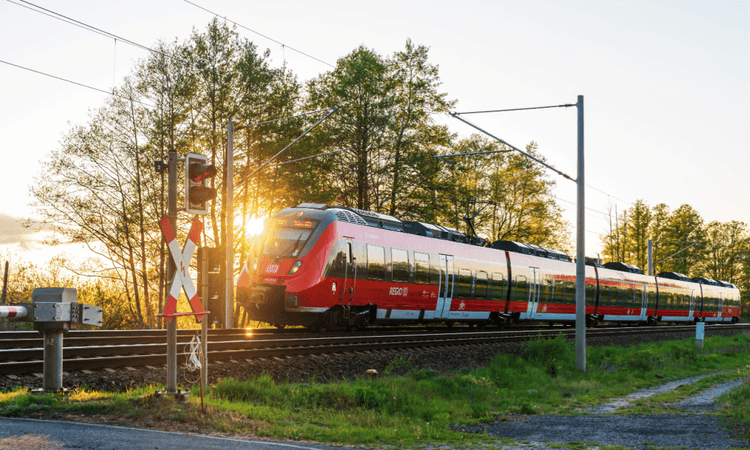 Deutschlandticket price frozen for 2024, transport ministers confirm