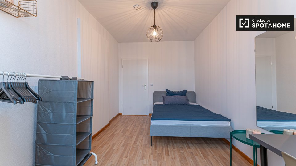 Room, Greifswalder Str., Berlin