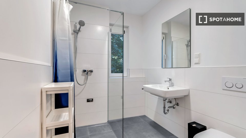 Room, WG-HH-WG-5, Berlin