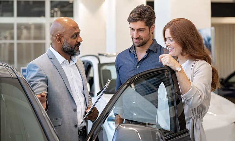 Automotive industry calls for financial incentives for consumers