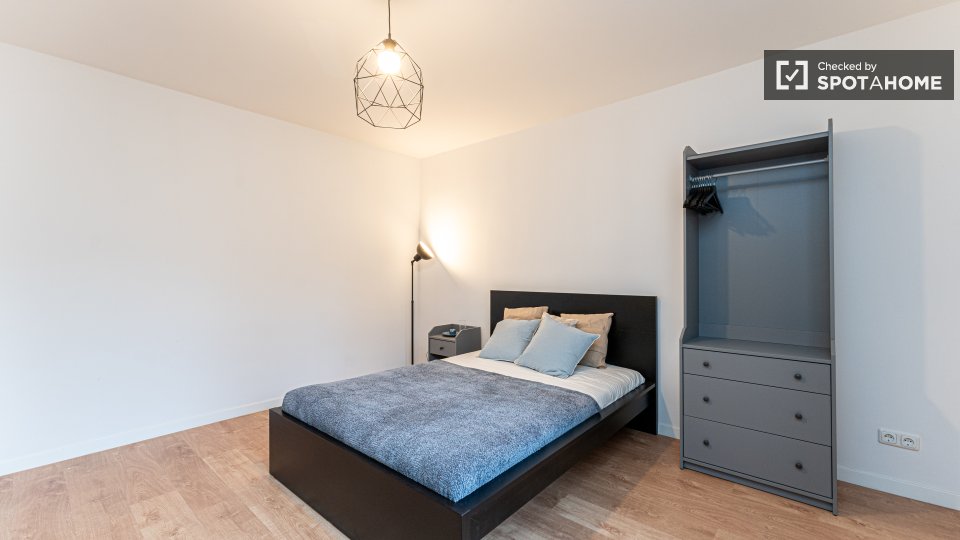 Room, Forckenbeckstraße, Berlin