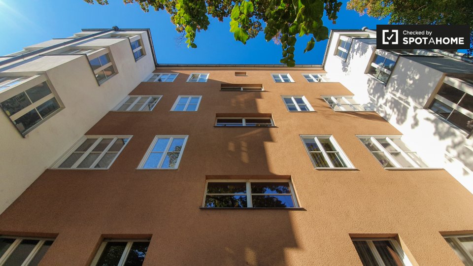 Room, Hainstraße, Berlin