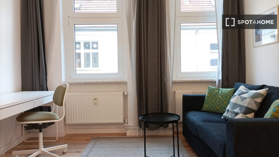 Apartment, Sonnenallee, Berlin