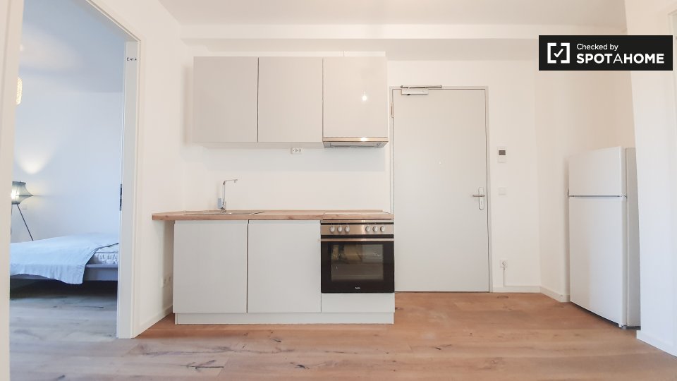 Room, Nazarethkirchstraße, Berlin
