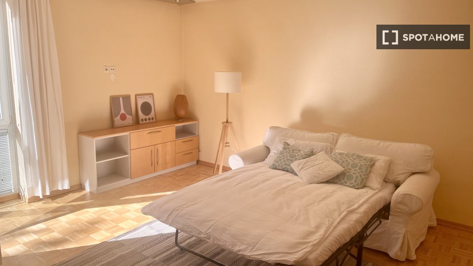 Apartment, Stubenrauchstraße, Berlin
