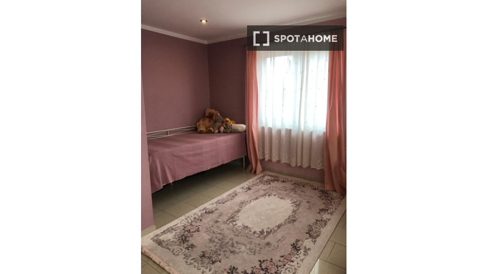 Room, Steinträgerweg, Berlin