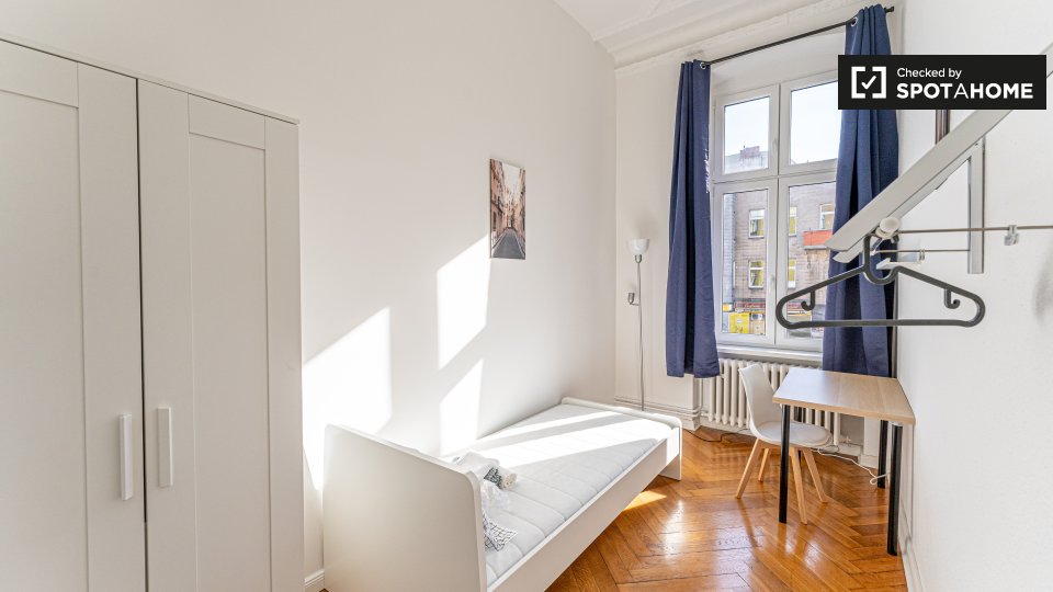 Room, Kaiser-Friedrich-Straße-50, Berlin