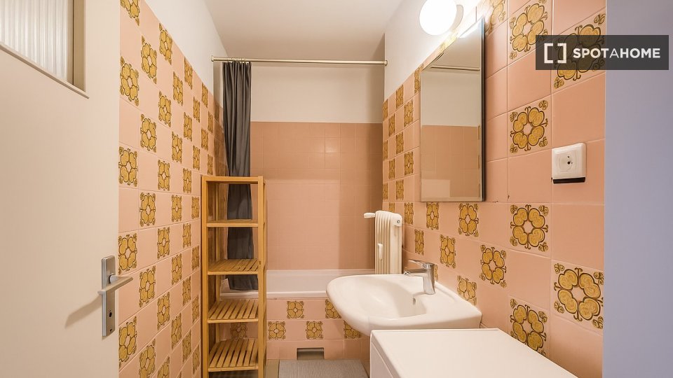 Room, Bismarckstraße, Berlin