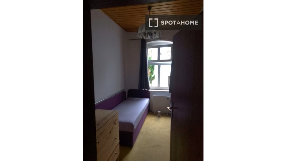 Room, Hackenbergstraße, Berlin