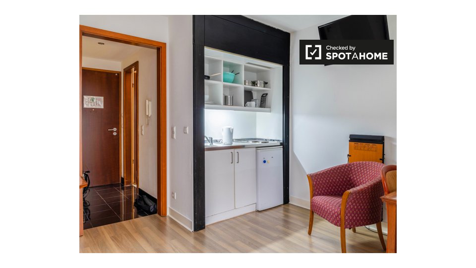 Apartment, Osnabrücker Str., Berlin