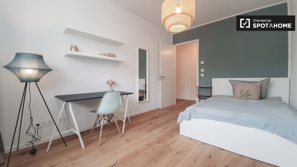 Room, Nazarethkirchstraße, Berlin